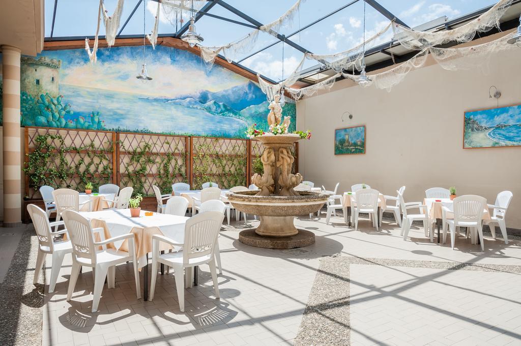 Hotel Bacco Ascea Kültér fotó
